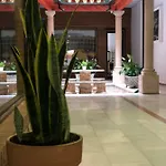Nueva 13 * Ronda